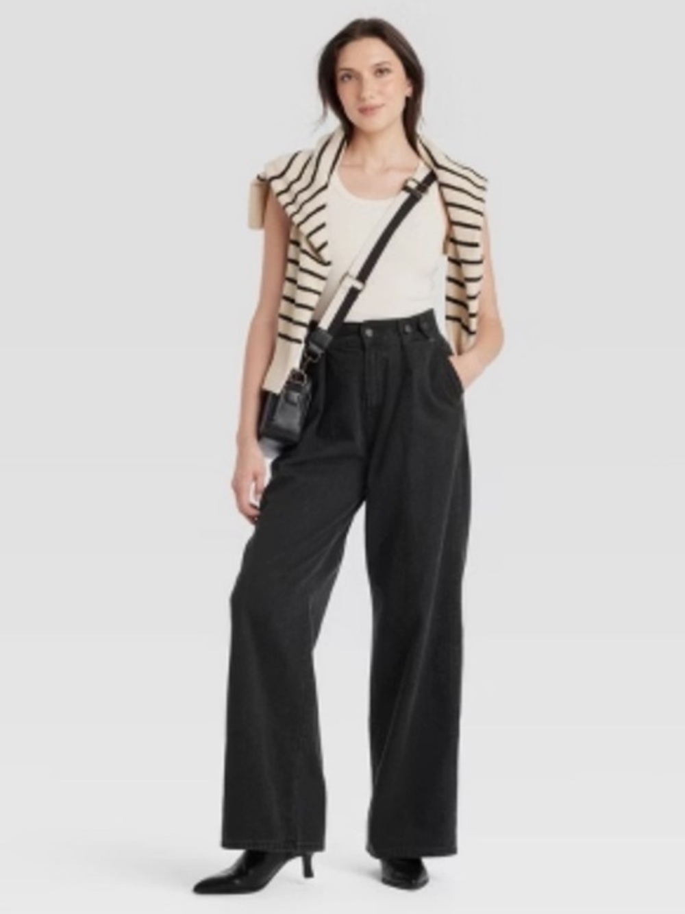 NWT Universal Thread Women’s Adjustable Washed Black Trousers